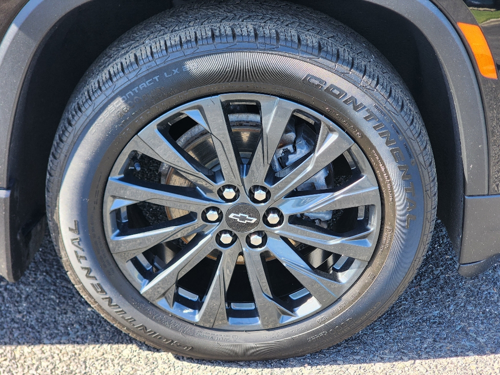 2022 Chevrolet Traverse RS photo 3