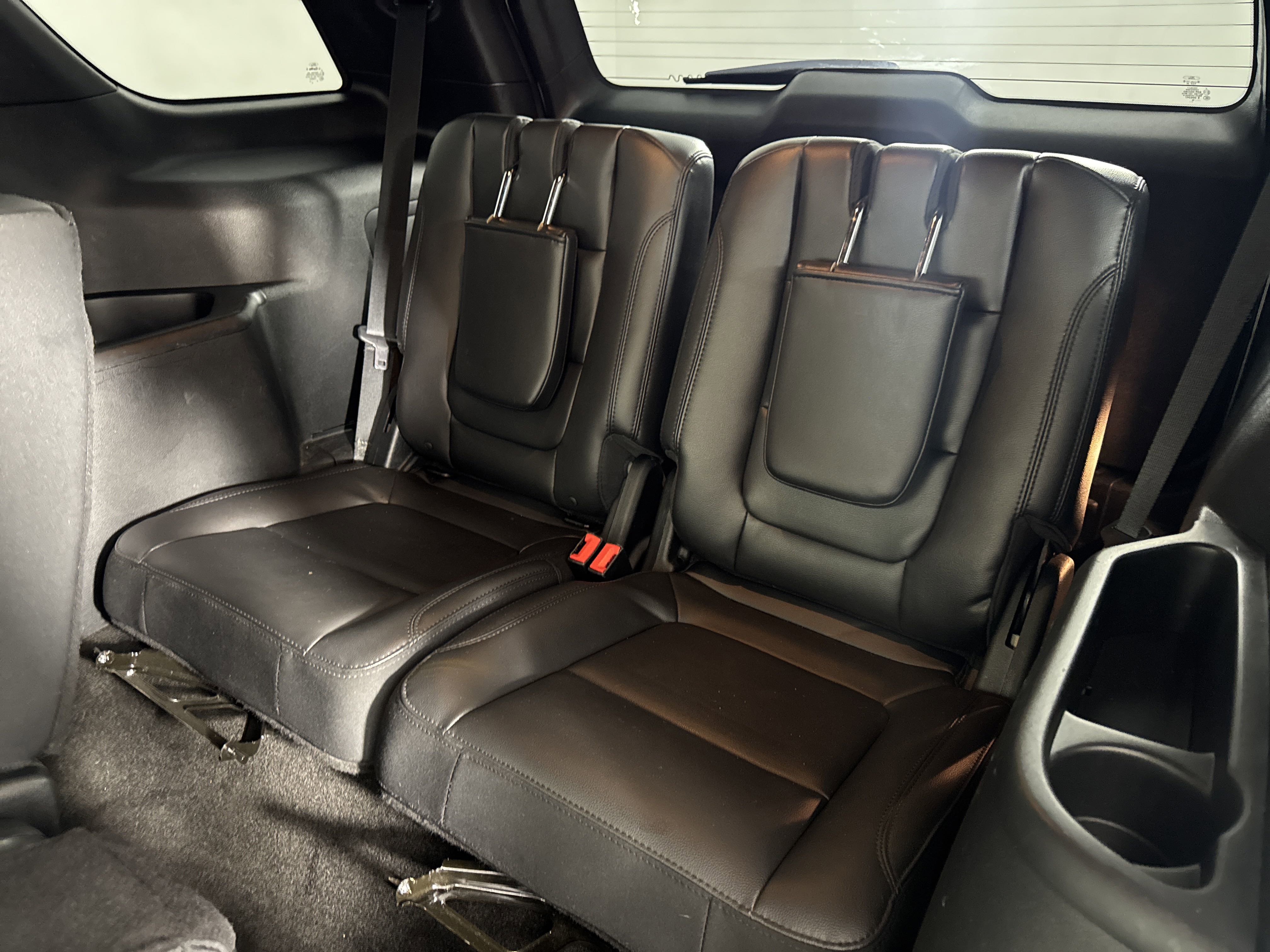 2018 Ford Explorer XLT photo 4