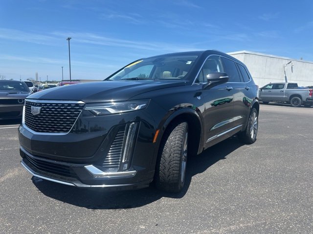 2023 Cadillac XT6 Premium Luxury photo 2