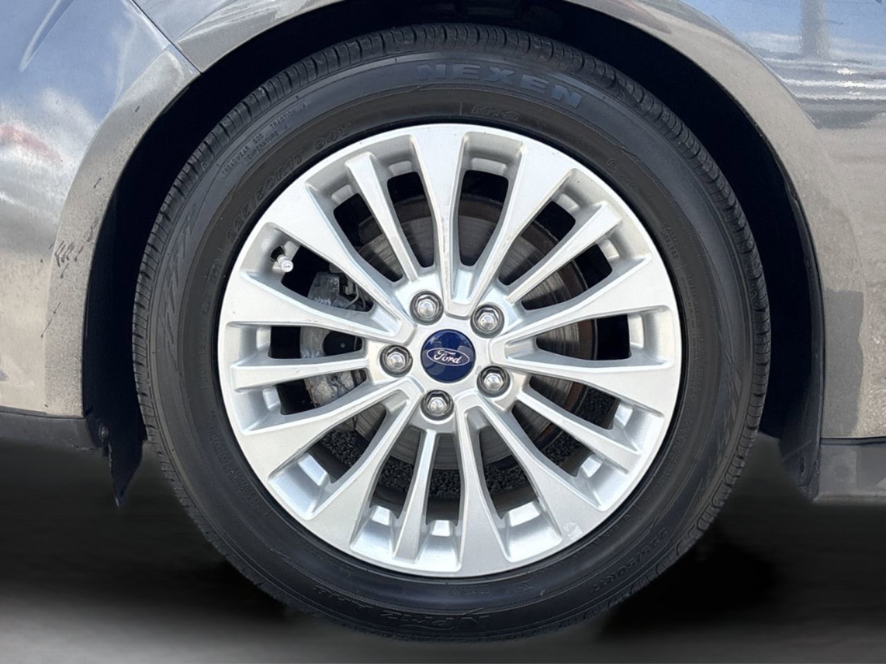 2017 Ford C-Max Hybrid SE photo 29