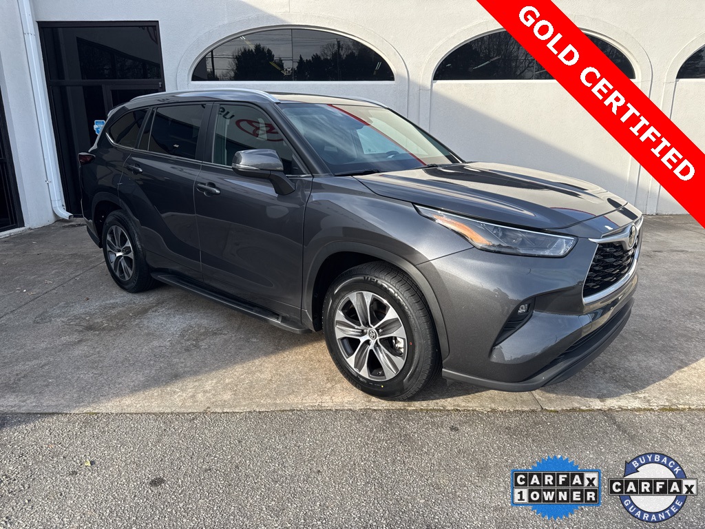 2024 Toyota Highlander XLE's photo