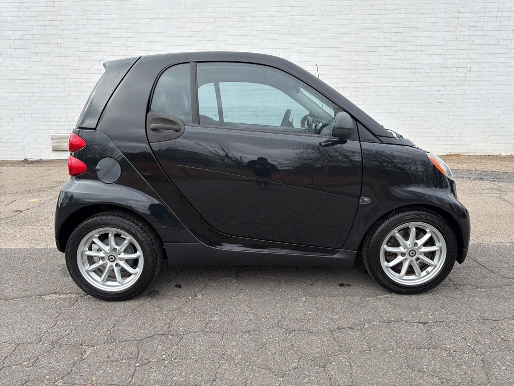 2009 smart fortwo passion's photo