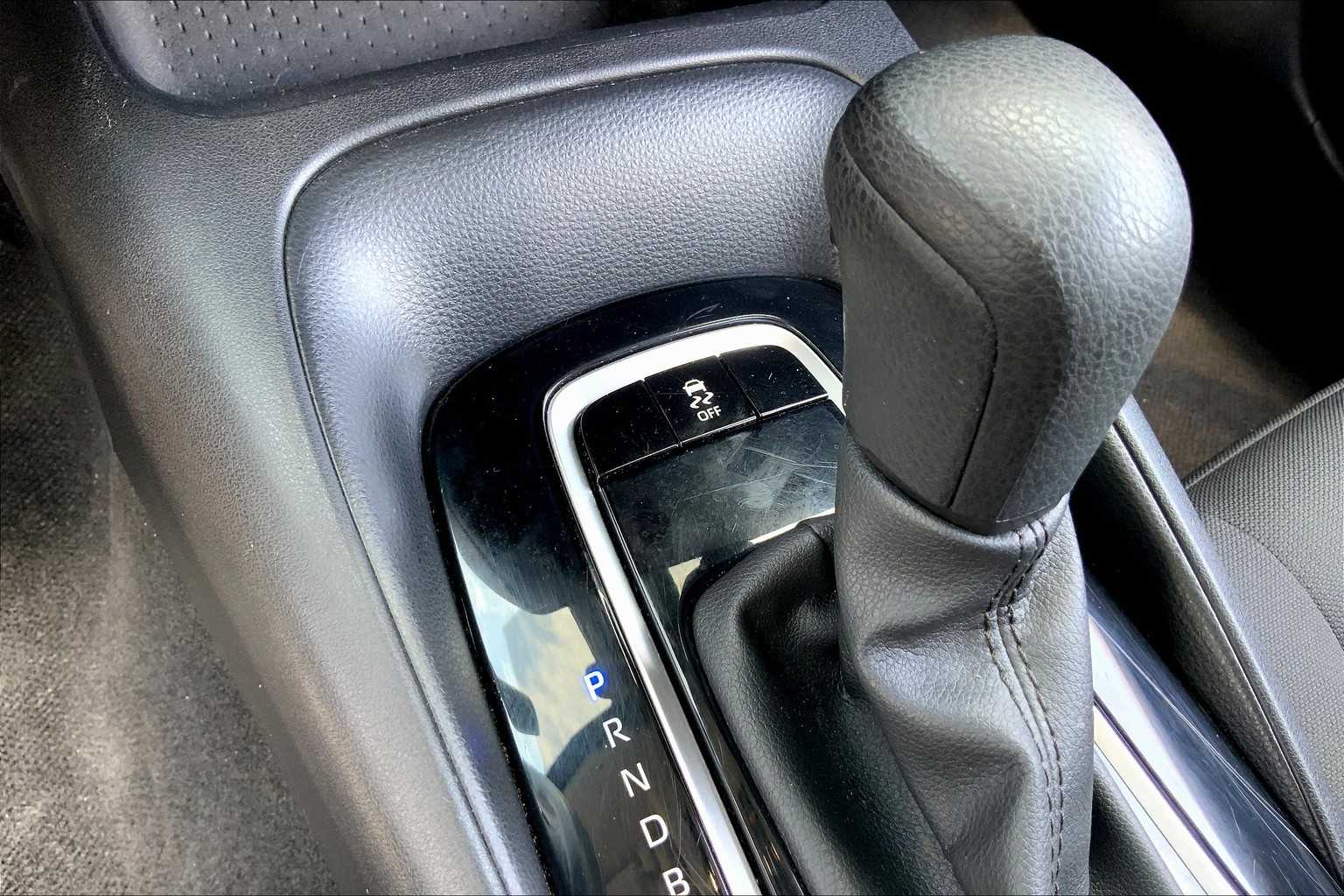 2024 Toyota Corolla LE photo 29