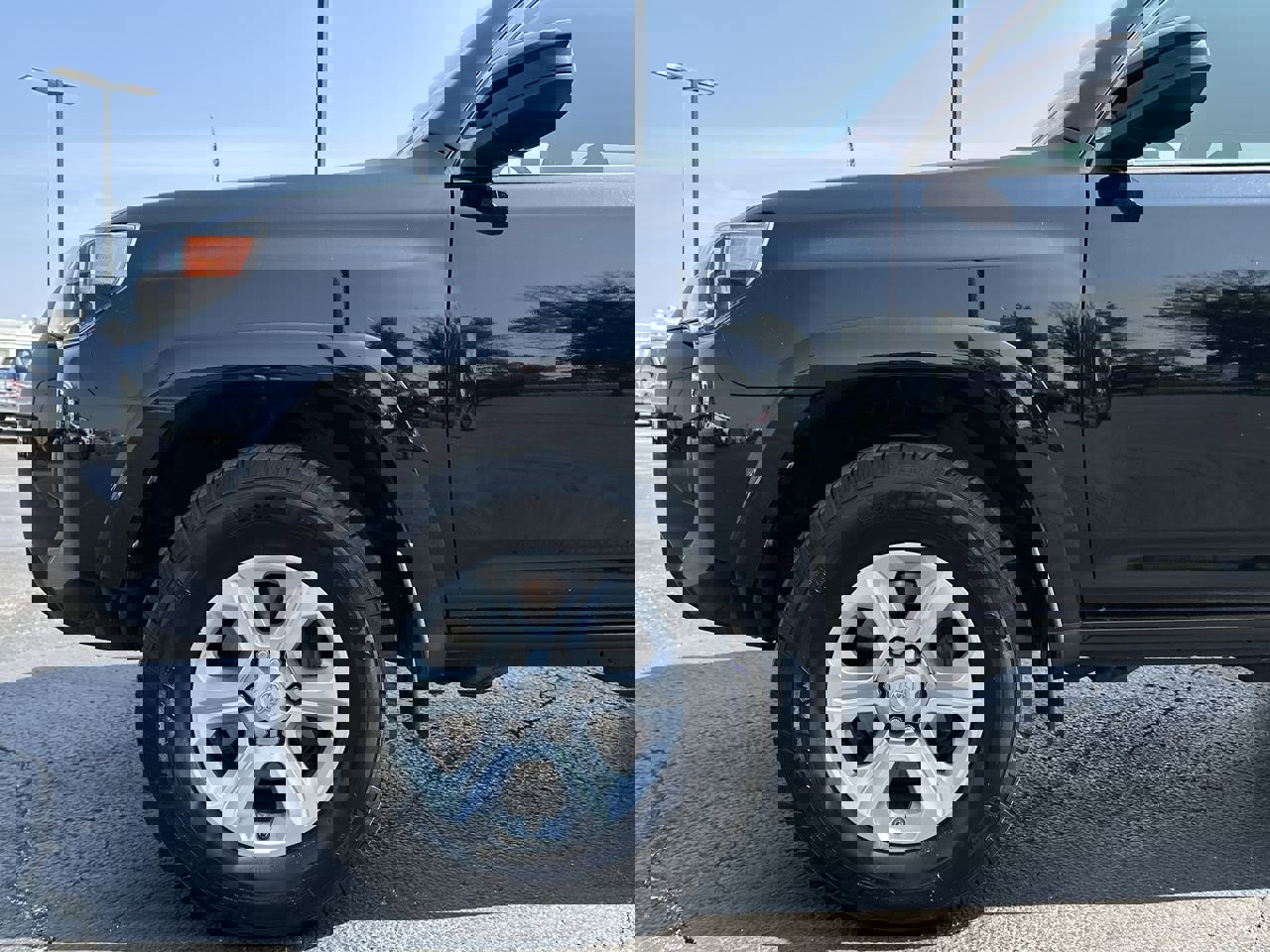 2017 Toyota 4Runner SR5 photo 30