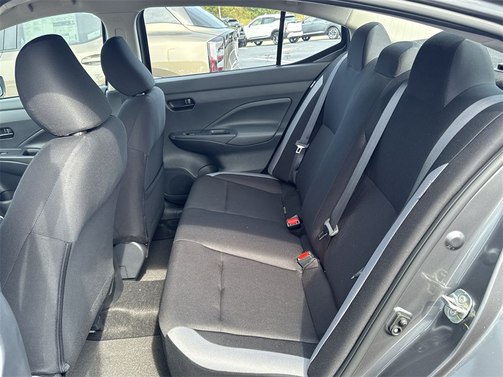 2025 Nissan Versa 1.6 S photo 27