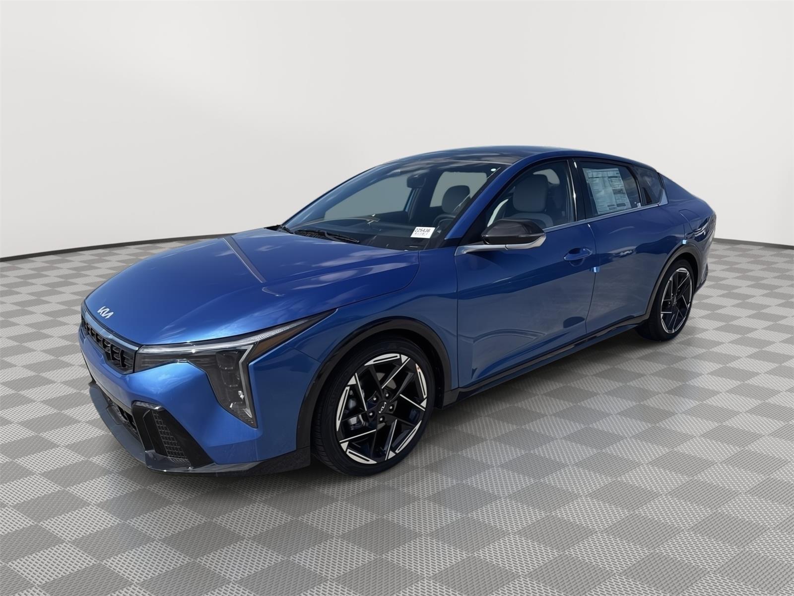 2025 Kia K4 GT-Line's photo