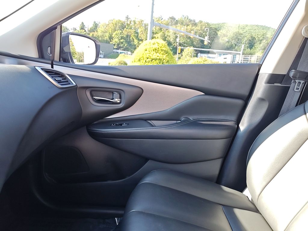 2024 Nissan Murano SV photo 26