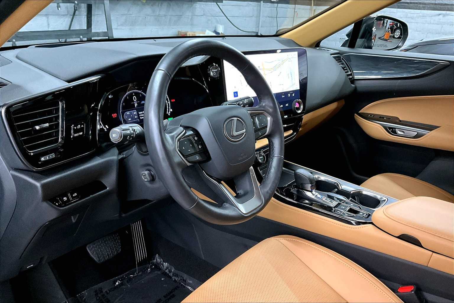 2025 Lexus NX Premium AWD photo 14