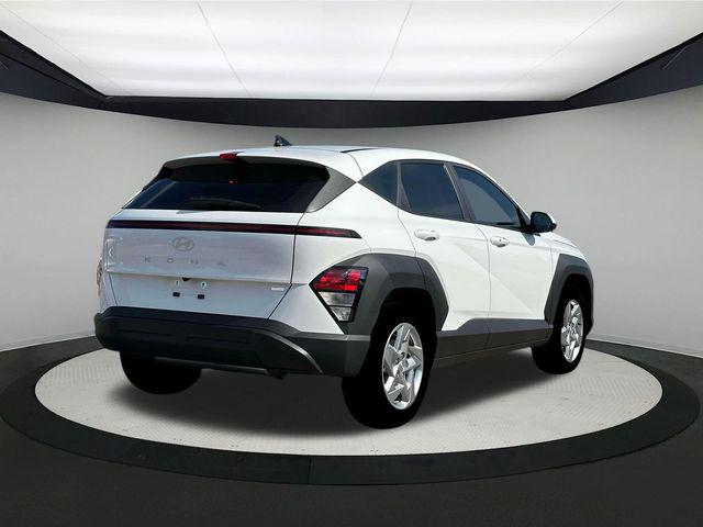 2026 Hyundai Kona SE photo 7