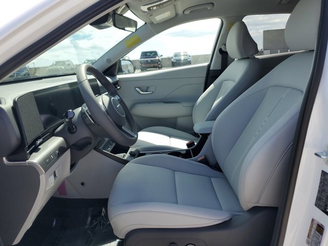 2026 Hyundai Kona SEL photo 9