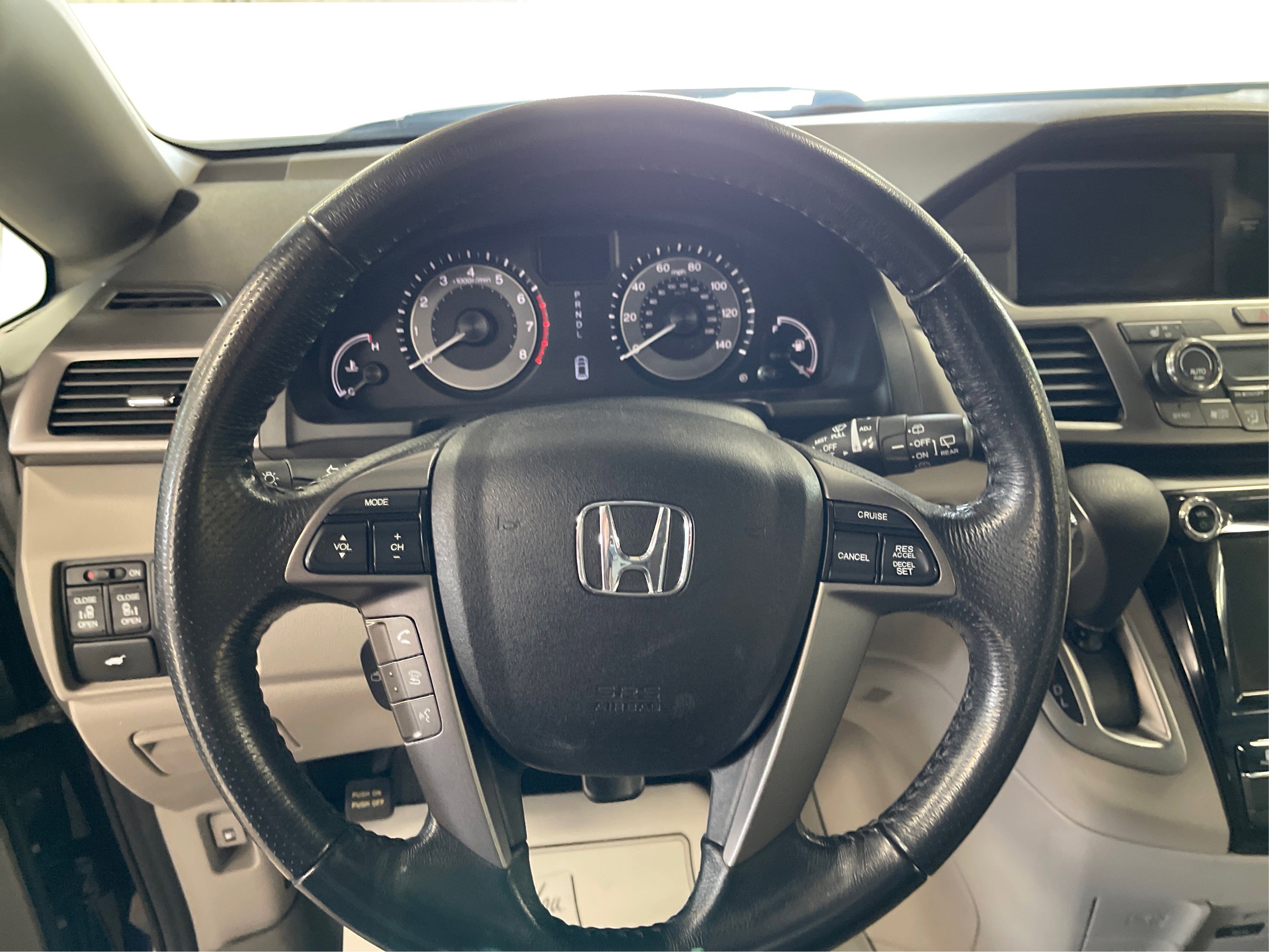 2014 Honda Odyssey EX-L photo 16