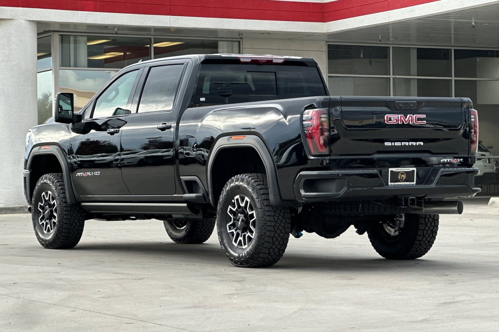 2026 Gmc Sierra 2500 HD AT4X photo 4