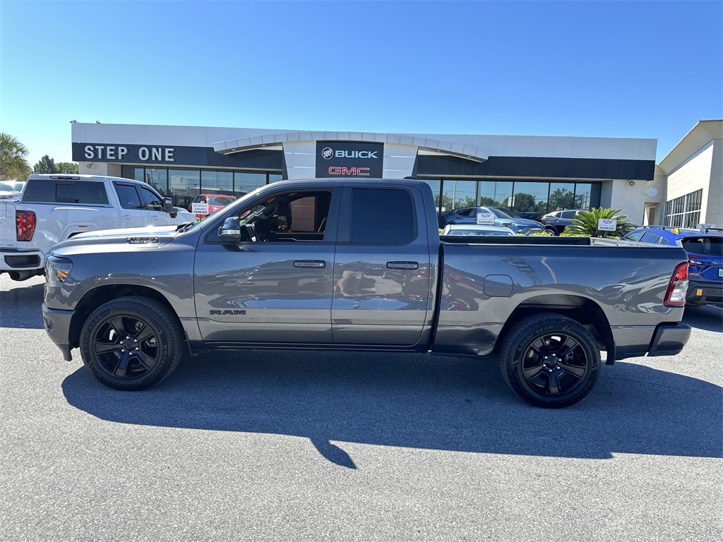 2022 Ram 1500 Big Horn Lone Star Night Edition photo 4