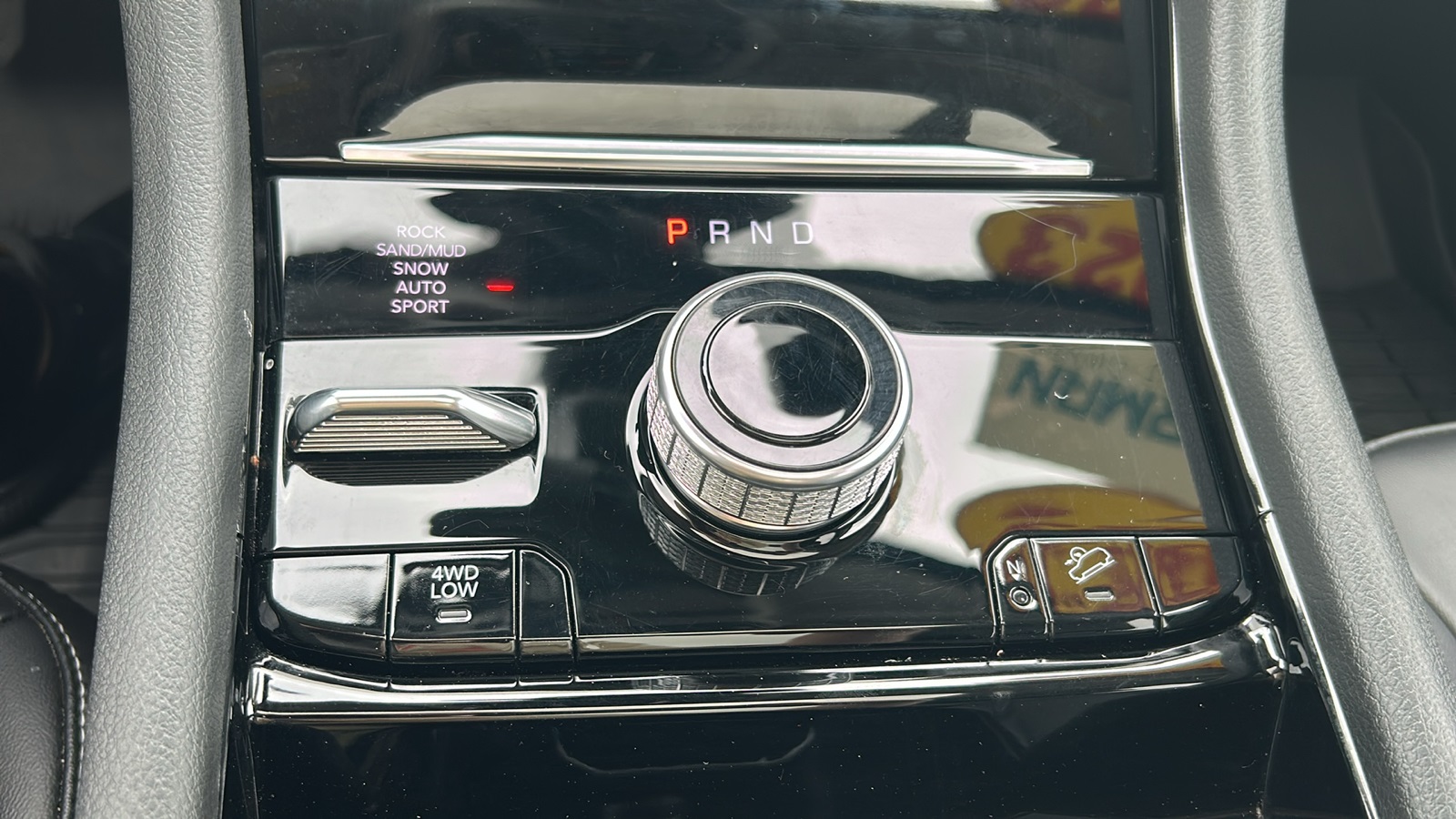 2023 Jeep Cherokee Base photo 26