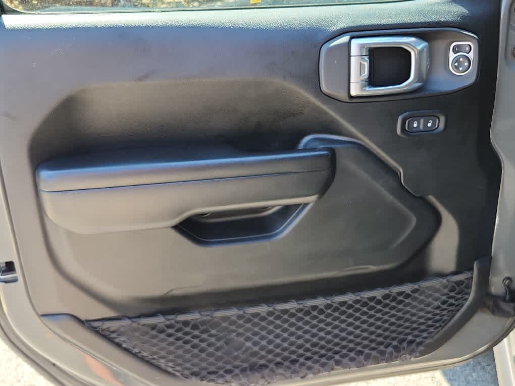 2021 Jeep Wrangler Islander photo 7