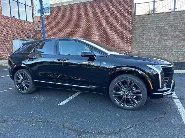 2025 Cadillac Optiq Sport photo 5