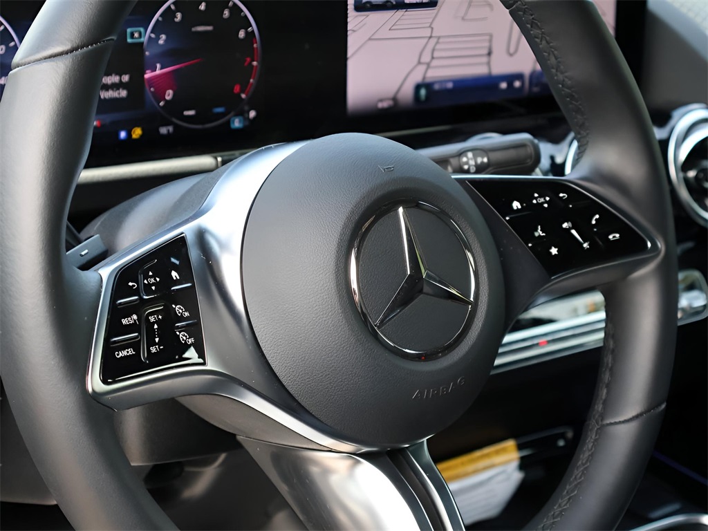 2025 Mercedes Benz GLA 250 4MATIC photo 18