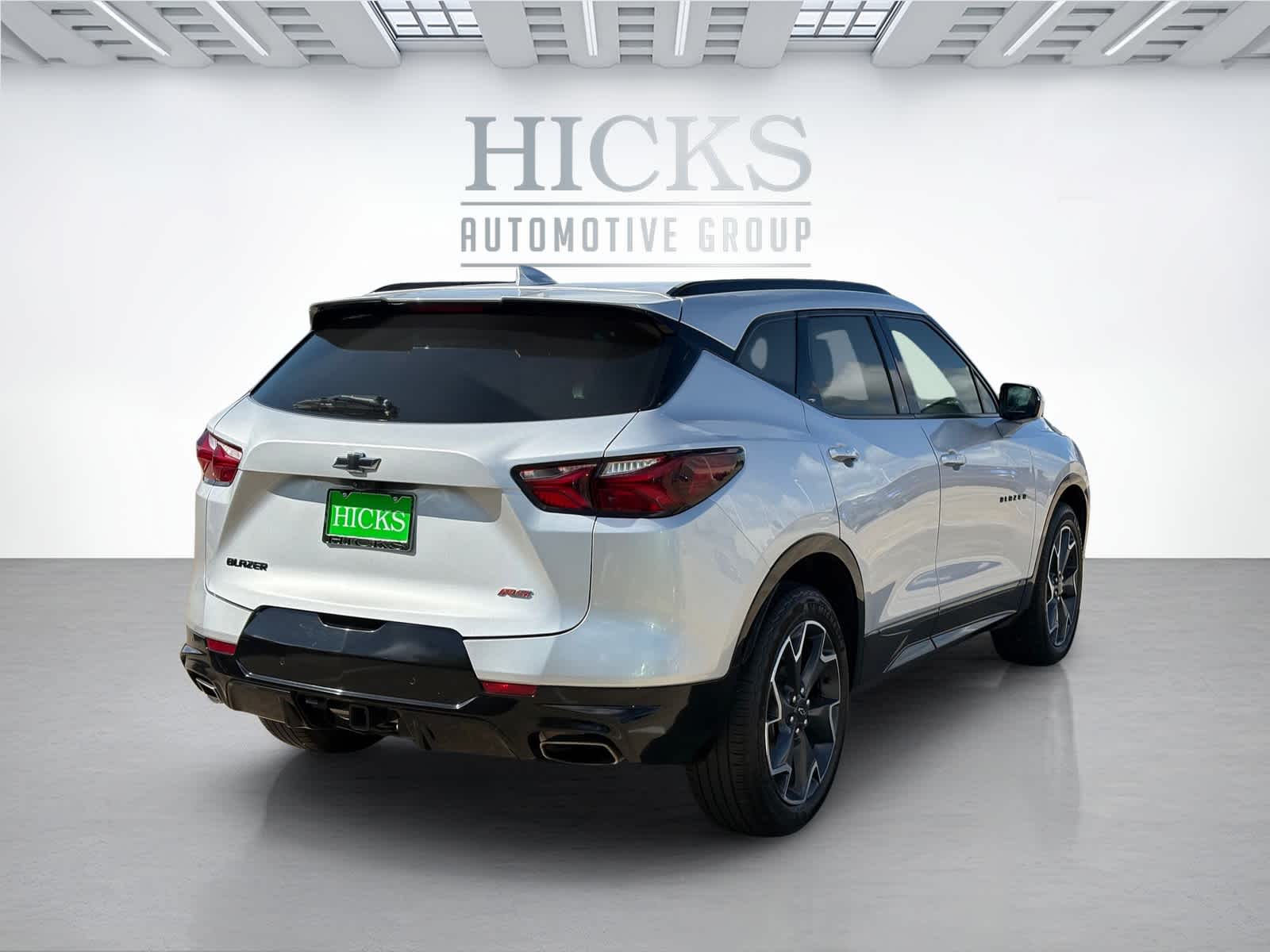 Used 2021 Silver Ice Metallic Chevrolet RS image 5