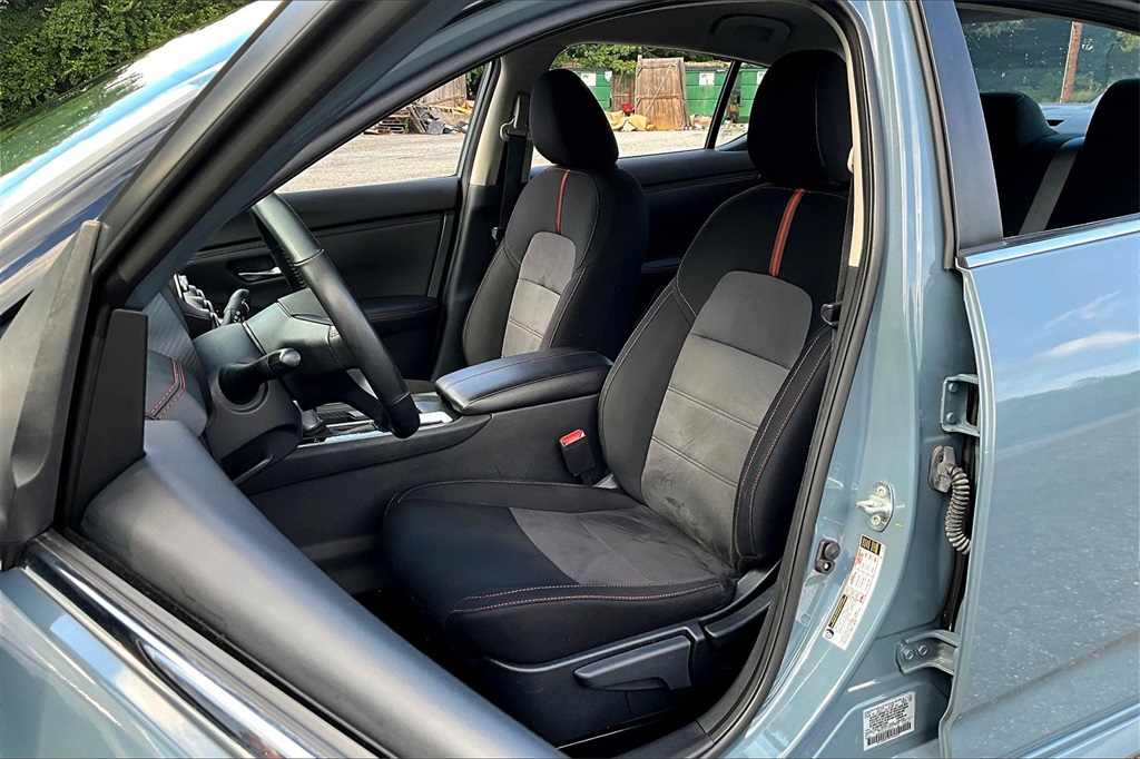 2024 Nissan Sentra SR photo 20