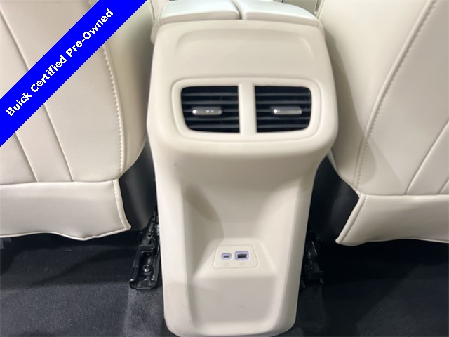 2022 Buick Envision Essence photo 18