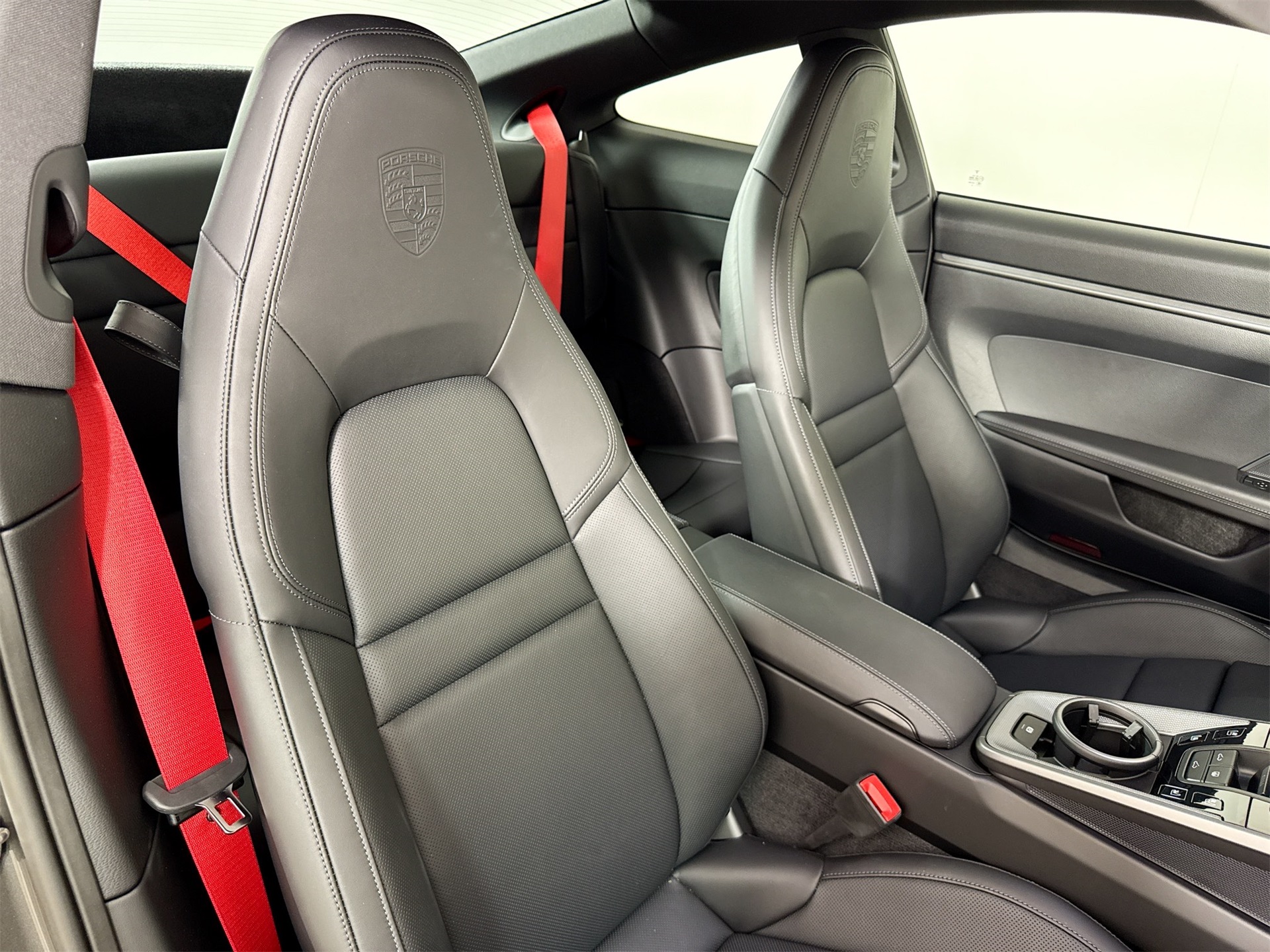 2024 Porsche 911 S photo 23