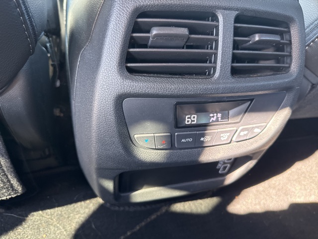 2022 Honda Pilot Special Edition photo 17