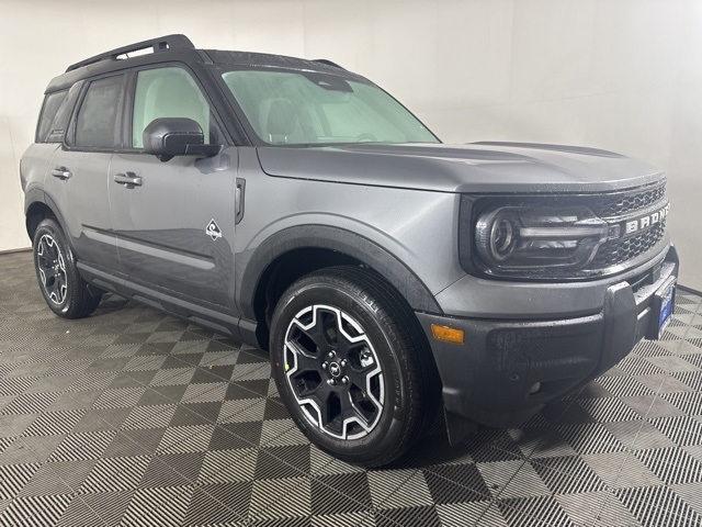 2025 Ford Bronco Sport Outer Banks's photo