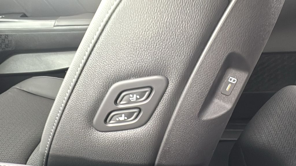 2026 Kia Carnival SX Prestige photo 40