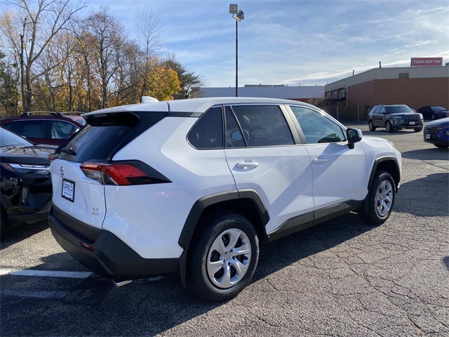 2025 Toyota RAV4 LE photo 3