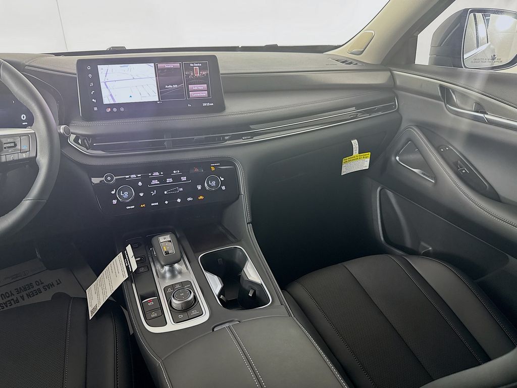 2026 Infiniti QX60 Luxe photo 24