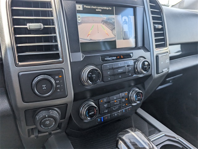 2019 Ford F-150 Raptor photo 23