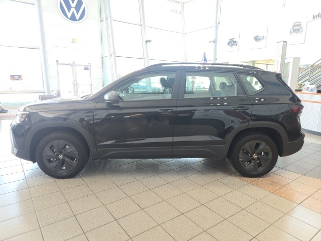 2025 Volkswagen Taos S photo 4