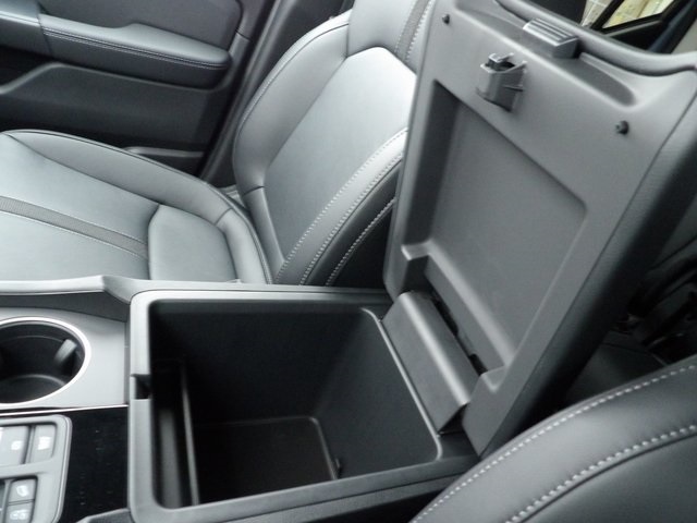 2025 Honda Pilot Touring photo 35