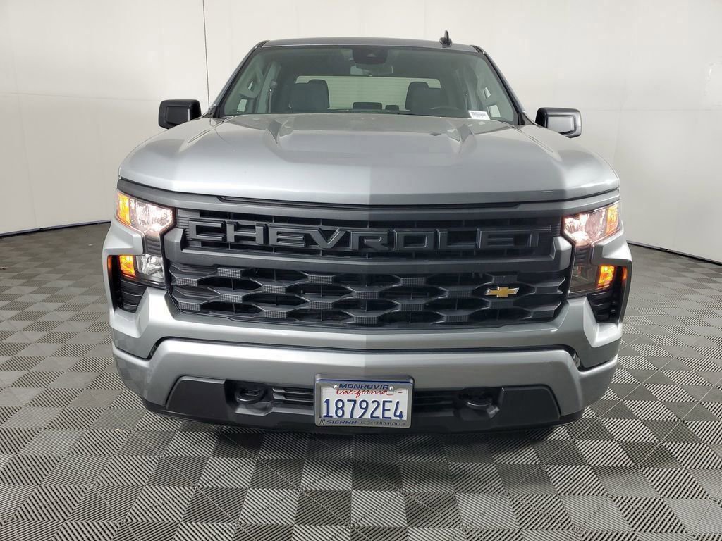 2025 Chevrolet Silverado 1500 Custom photo 9