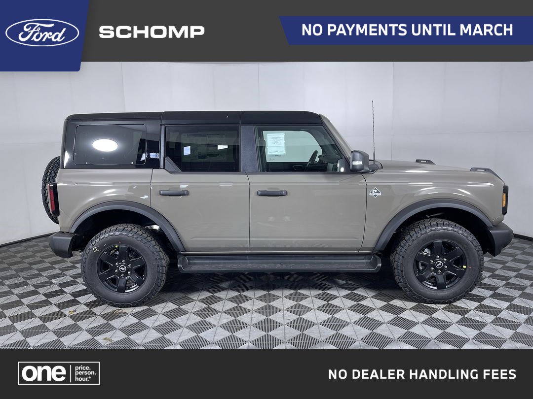 2025 Ford Bronco 4-Door Outer Banks's photo