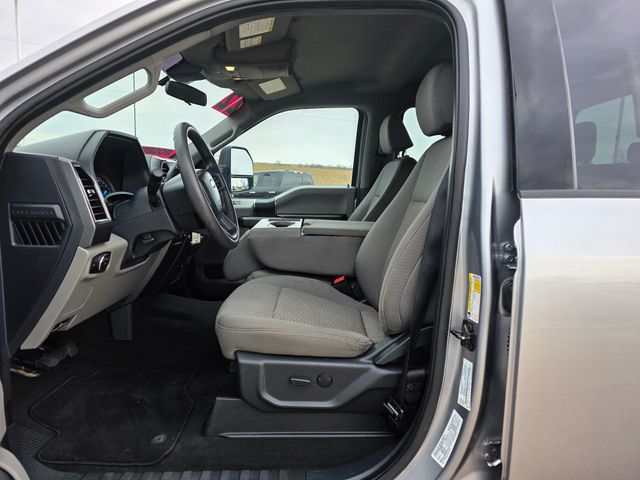 2022 Ford F-250 XLT photo 4