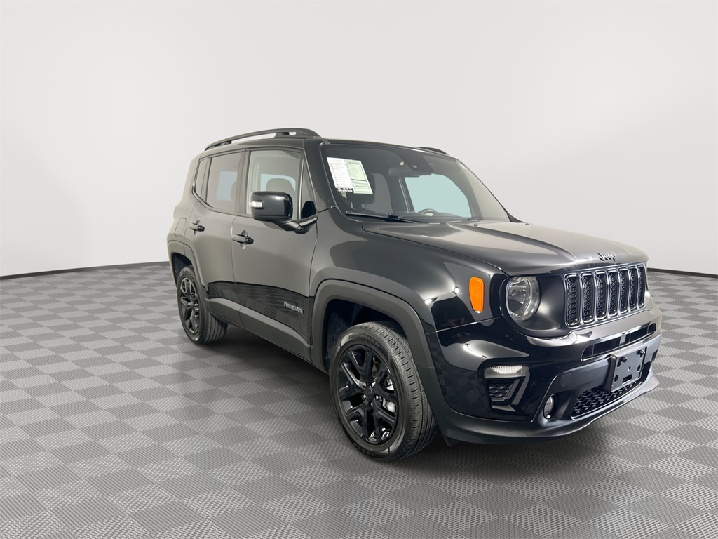 Used 2022 Jeep Renegade Altitude with VIN ZACNJDE13NPN78569 for sale in Riviera Beach, FL