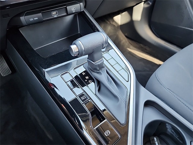 2025 Kia Niro LX photo 21