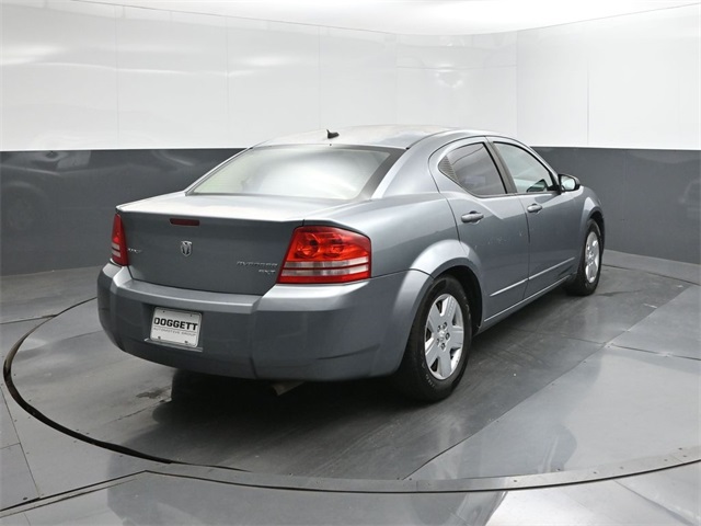 2010 Dodge Avenger SXT photo 11