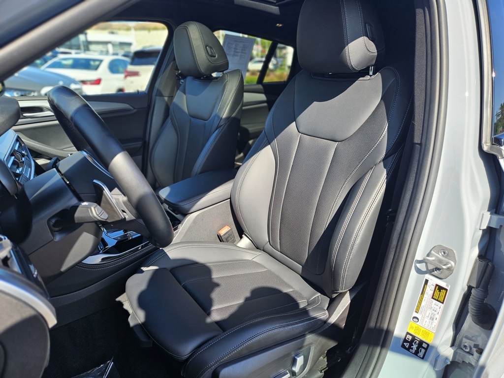 2023 Bmw X4 xDrive30i photo 13