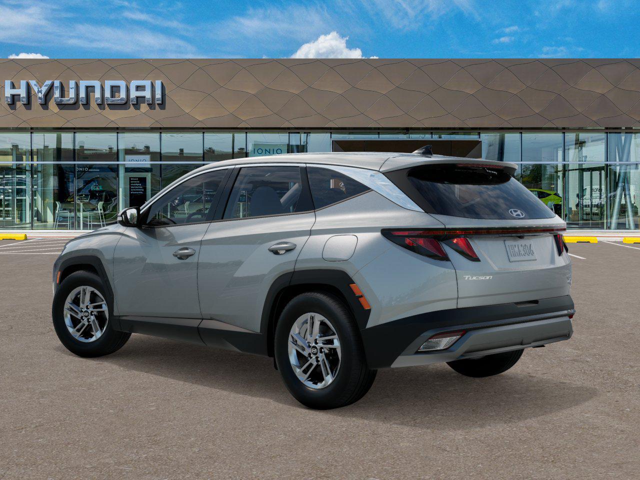 2026 Hyundai Tucson SE photo 5