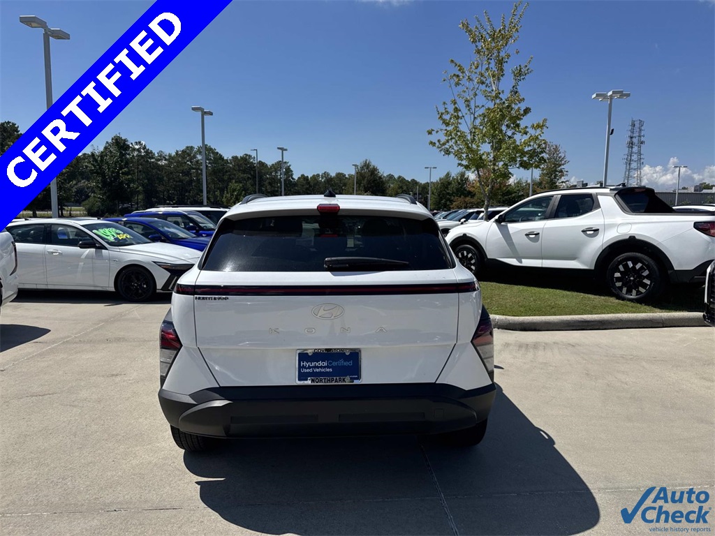 2025 Hyundai Kona SEL photo 4