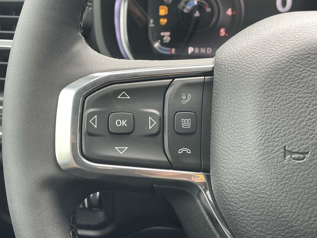 2025 Ram 2500 Laramie photo 29