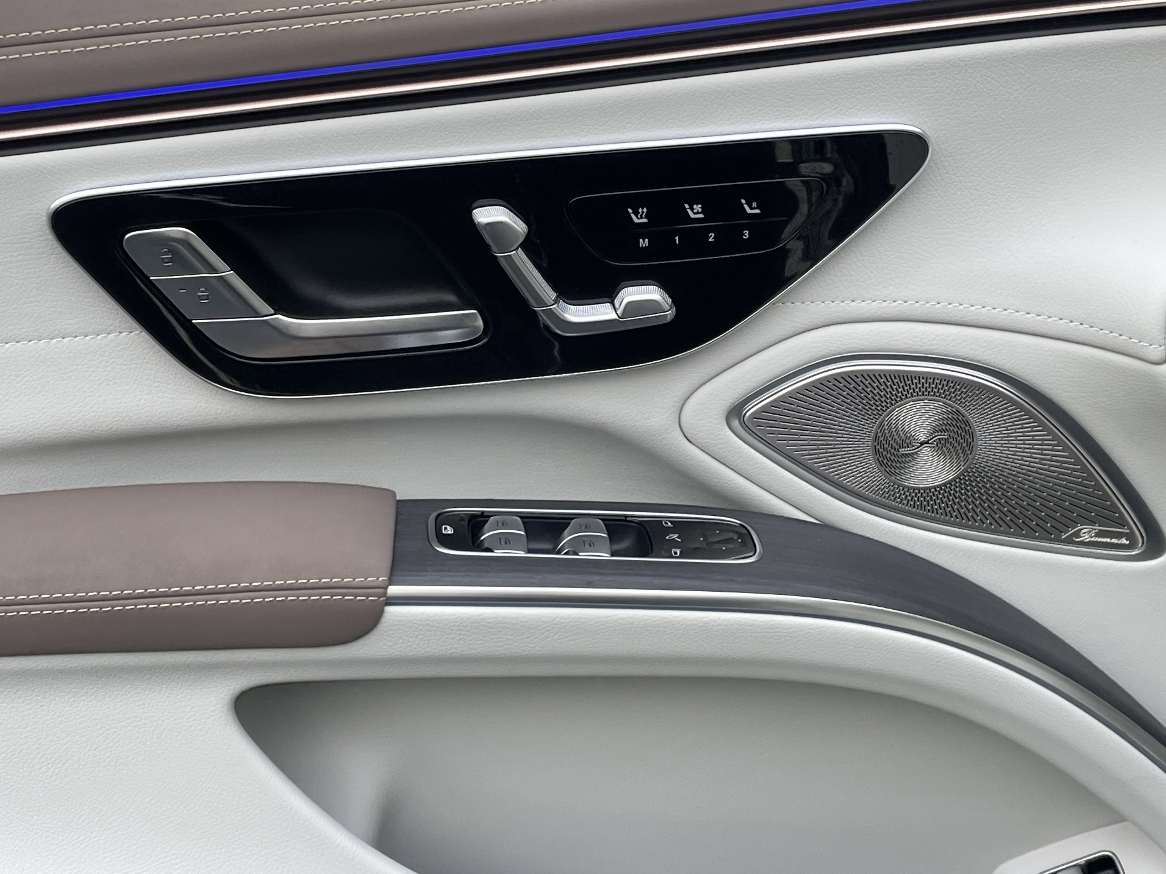 2026 Mercedes Benz EQS Sedan 450 photo 4