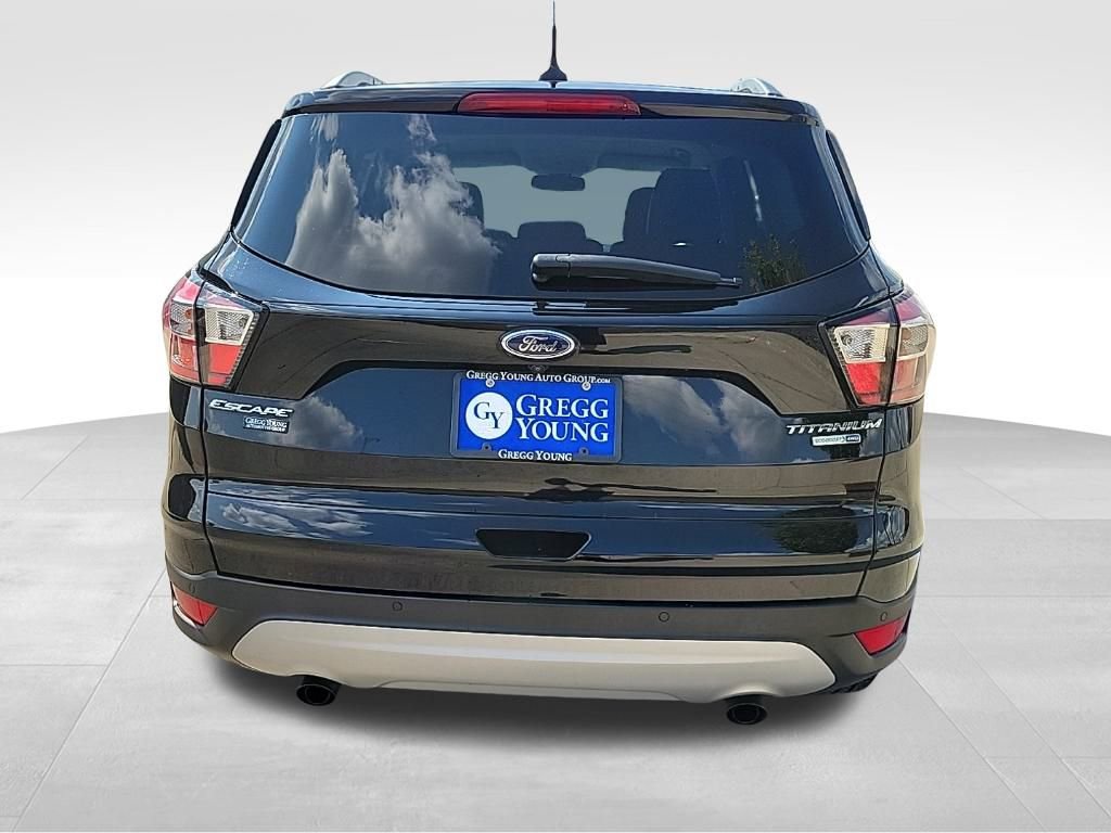 2018 Ford Escape Titanium photo 4