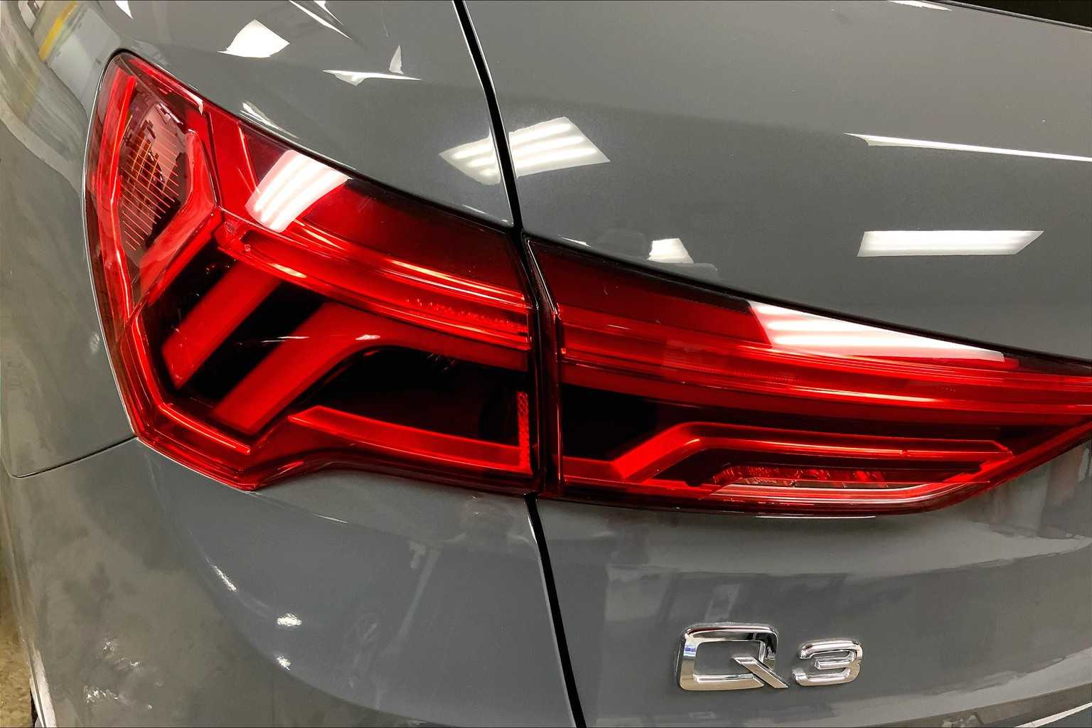 2020 Audi Q3 Premium photo 26