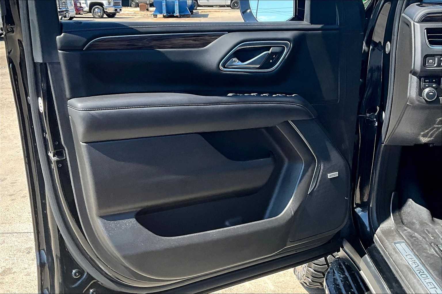2021 Chevrolet Tahoe LT photo 18