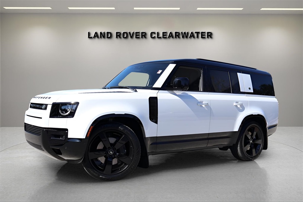2024 Land Rover Defender X-Dynamic SE's photo