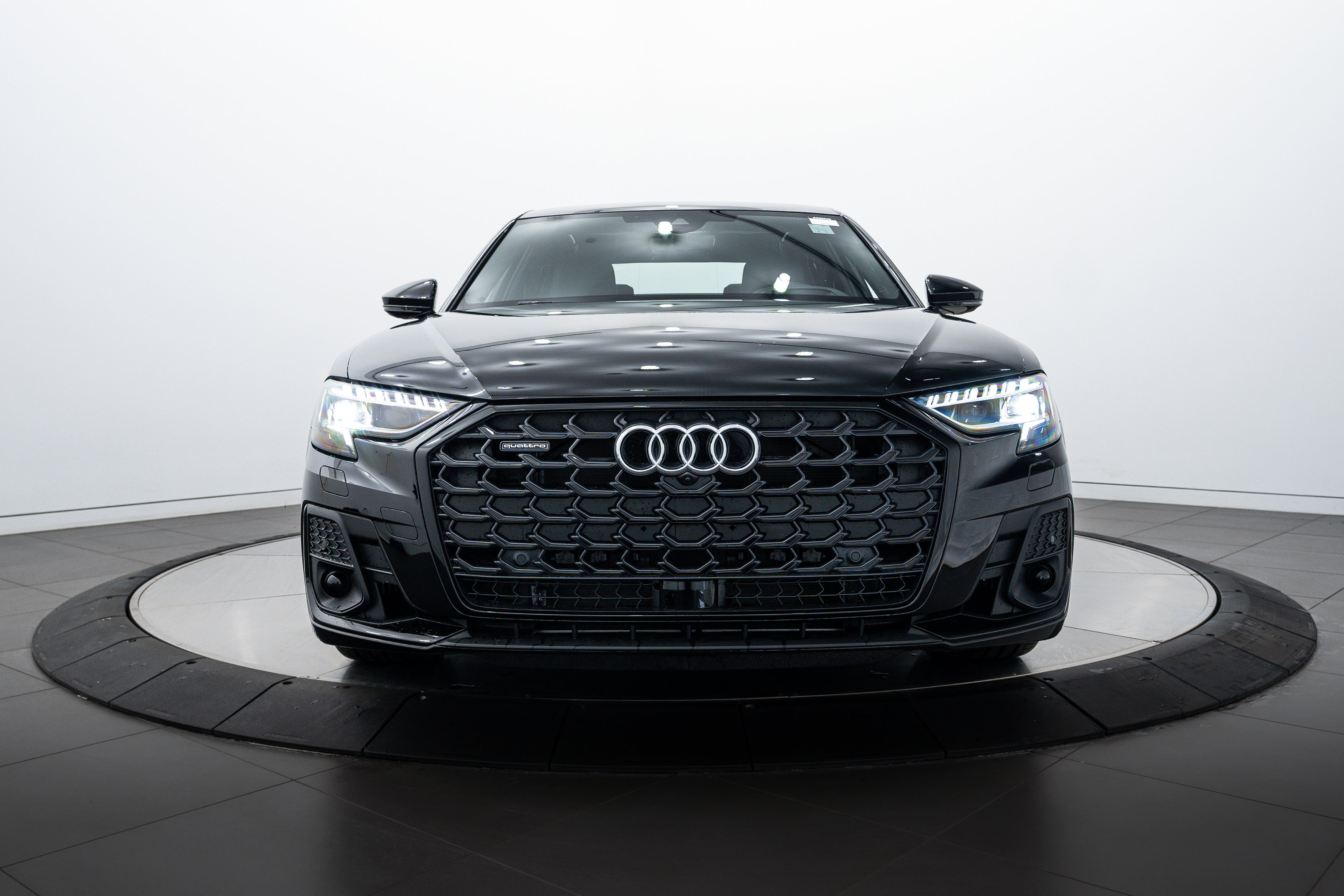 2025 Audi A8 L 55 photo 15