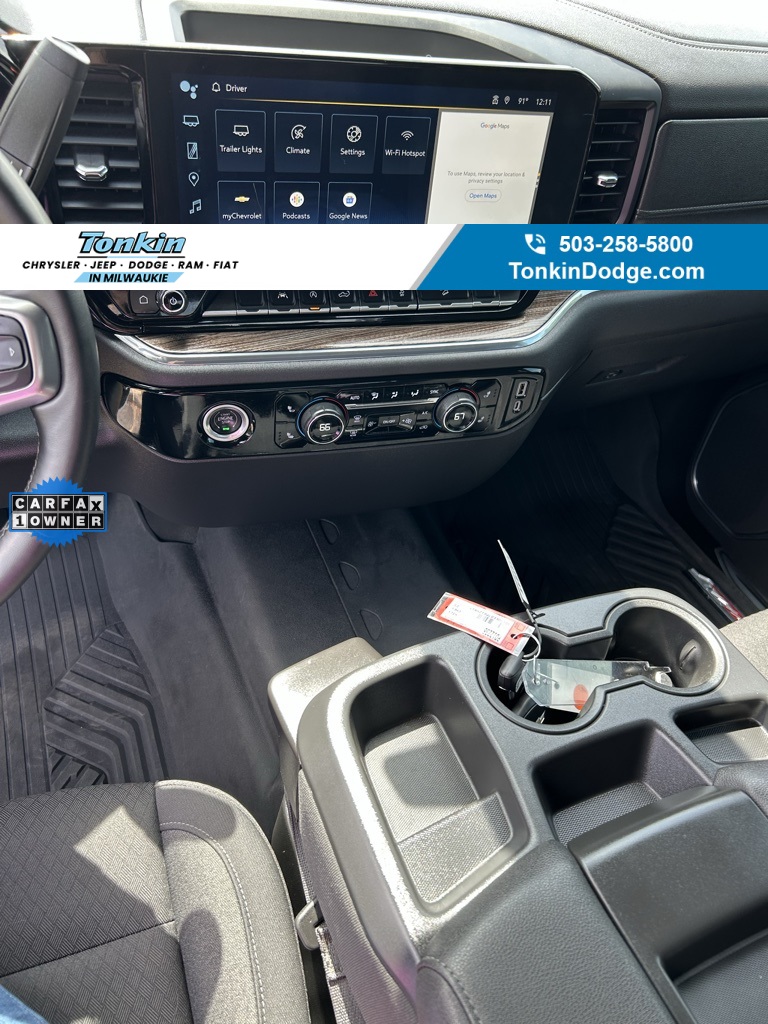 2023 Chevrolet Silverado 1500 RST photo 19